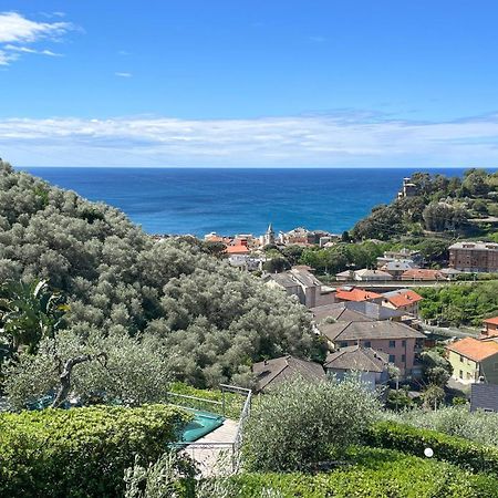 2 Bedroom Stunning Apartment In Moneglia Exterior foto