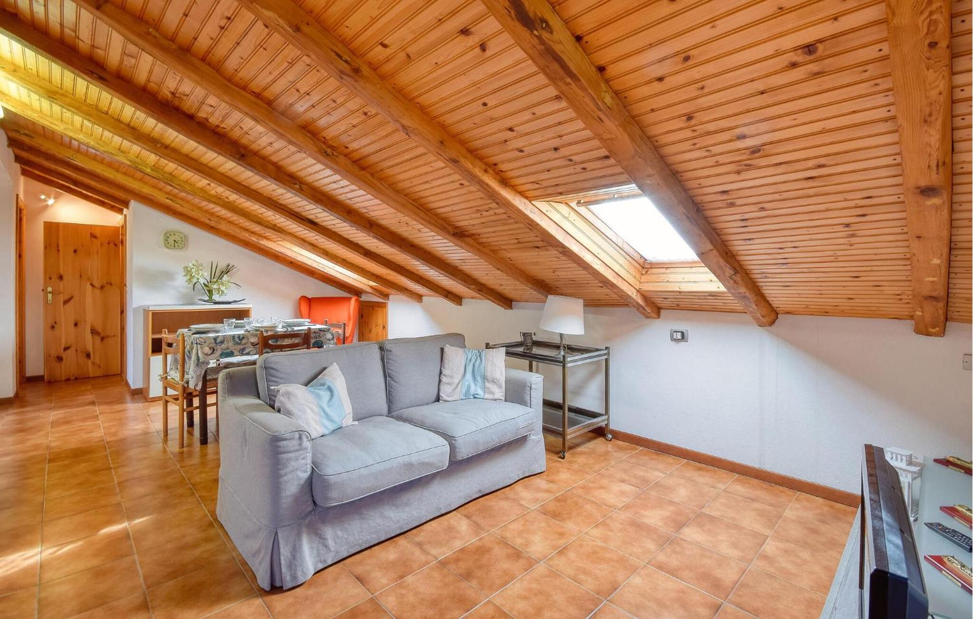 2 Bedroom Stunning Apartment In Moneglia Exterior foto