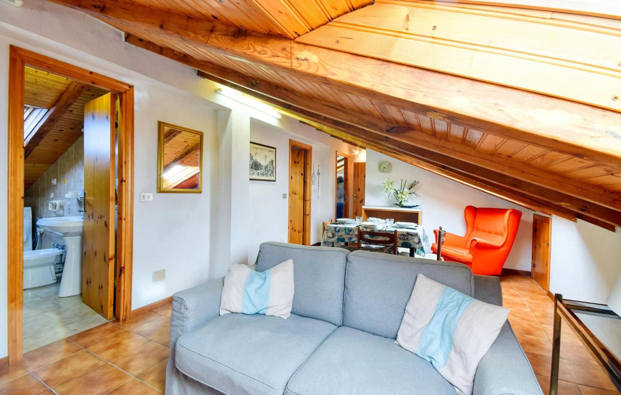 2 Bedroom Stunning Apartment In Moneglia Exterior foto